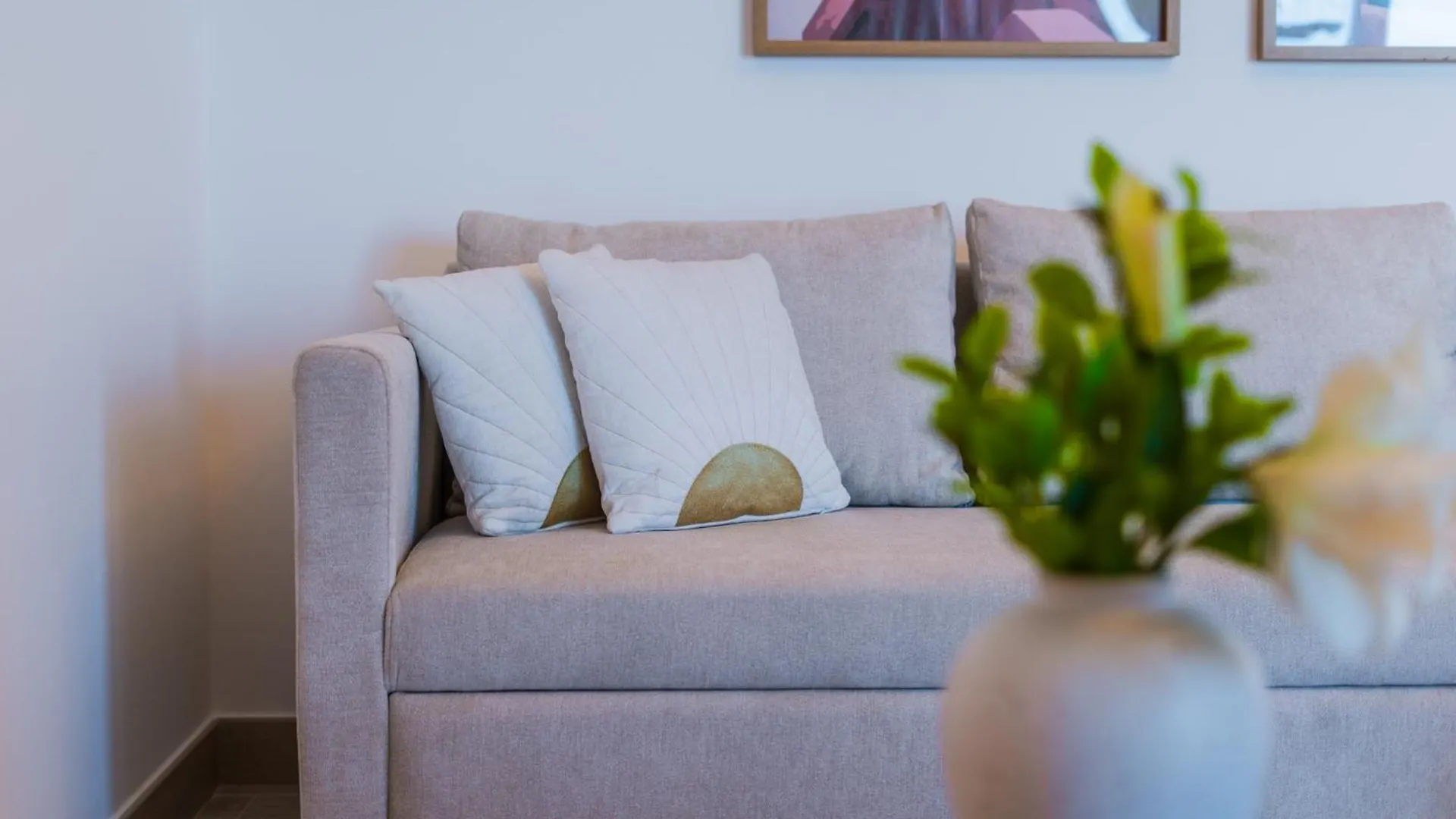 Two Bedroom Apartment By Otolo Homes With Free Yas Theme Park Tickets Emirati Arabi Uniti