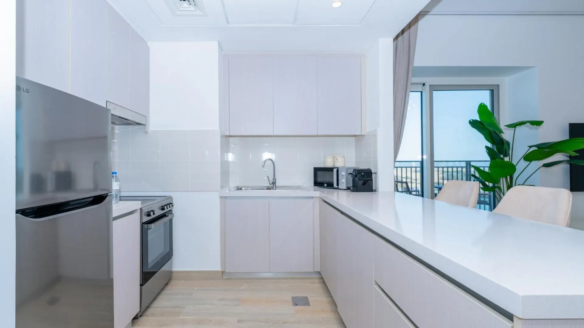 Two Bedroom Apartment By Otolo Homes With Free Yas Theme Park Tickets 0*, Abu Zabi Zjednoczone Emiraty Arabskie